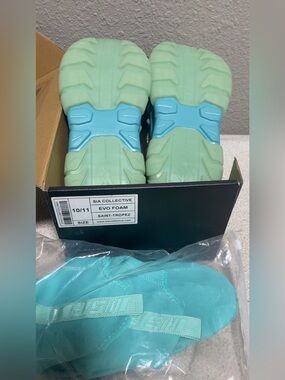 Sia collective St. Tropez sz Evo Foam runner